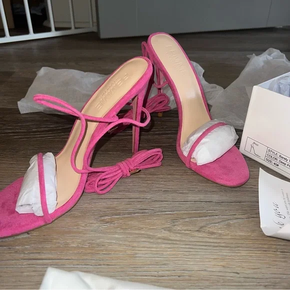 NWT Femme Barely There Lace Up Sandals in Deep Pink as seen on Hailey Bieber - Picture 4 of 15